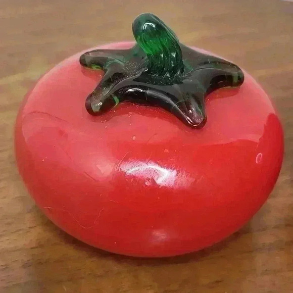Vintage Art Glass Hand Blown Tomatoes Set of 2 Vegetable - Picture 4 of 6